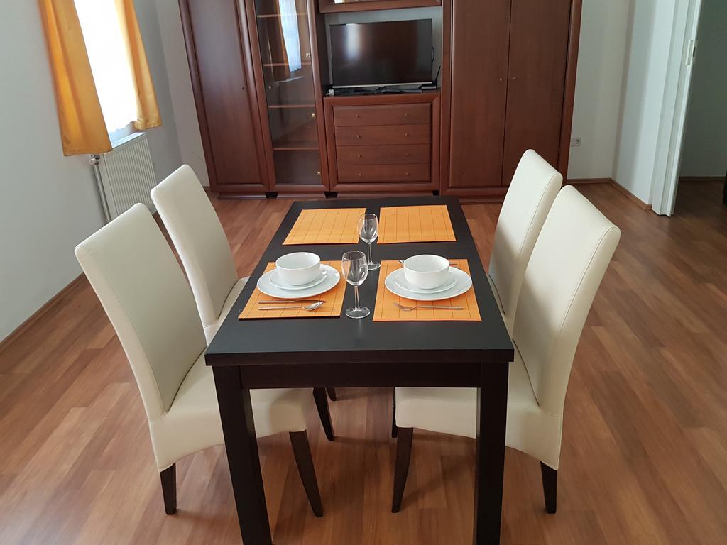 Apartman Kaszas Central Mosonmagyarovar Bagian luar foto