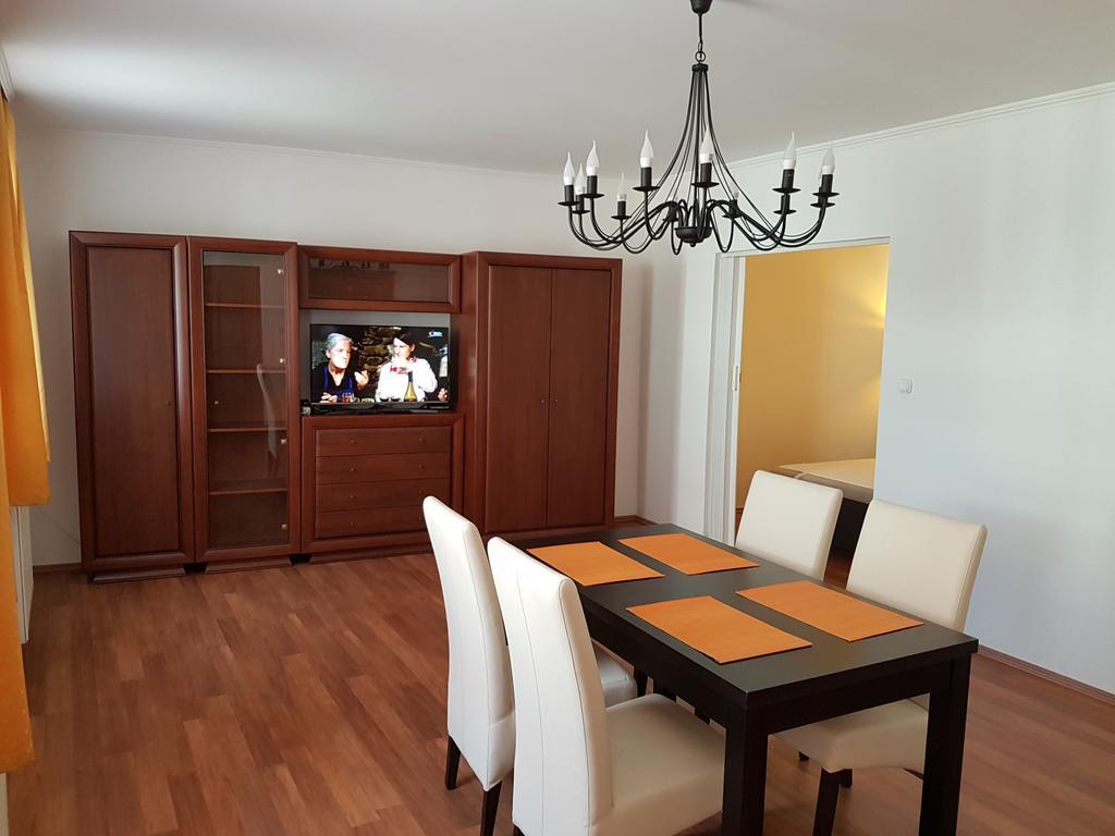 Apartman Kaszas Central Mosonmagyarovar Bagian luar foto