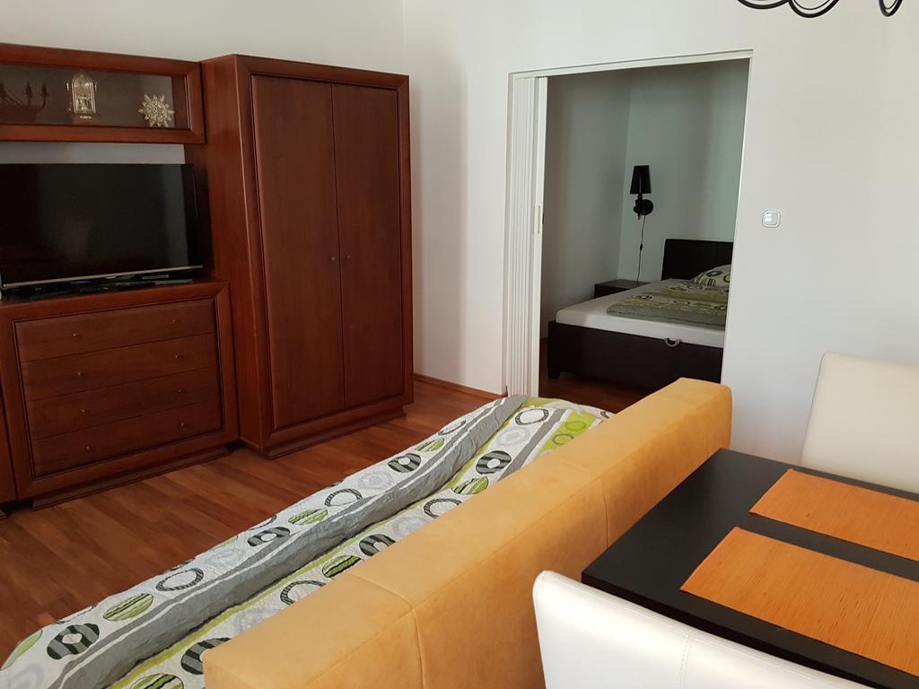 Apartman Kaszas Central Mosonmagyarovar Bagian luar foto